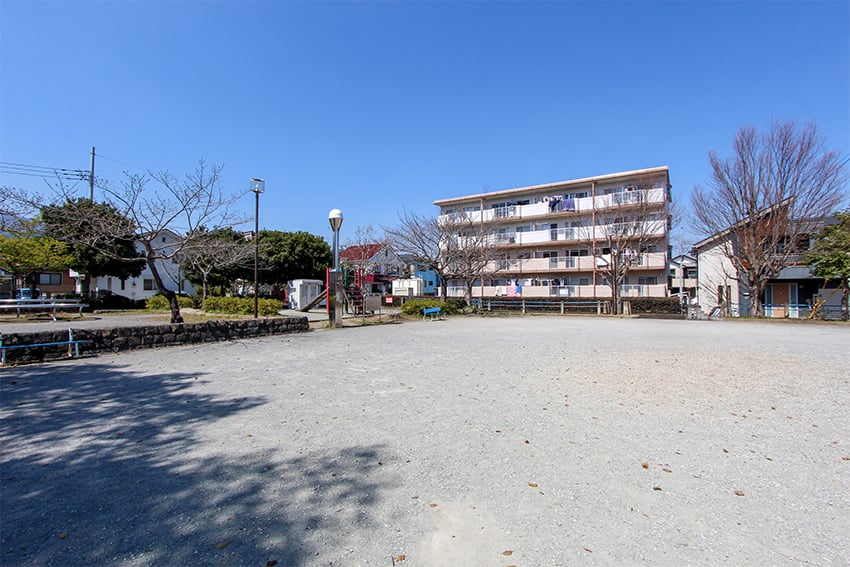 セブンイレブン横浜上中里南店…約870M