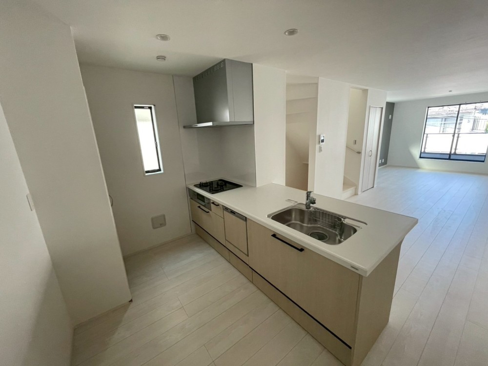 【販売現地2号棟】※2025年8月29日撮影