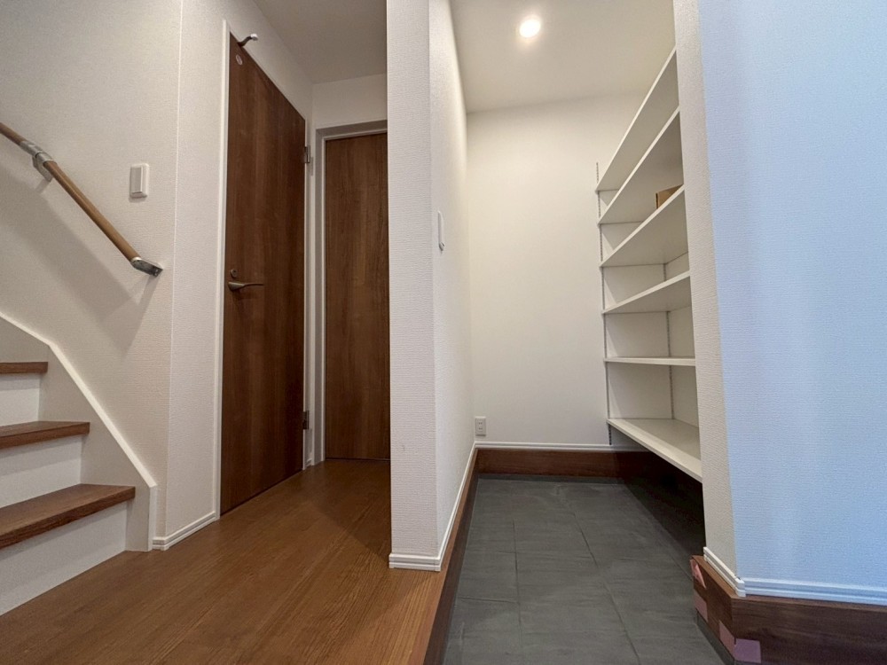 【販売現地2号棟】※2025年10月30日撮影